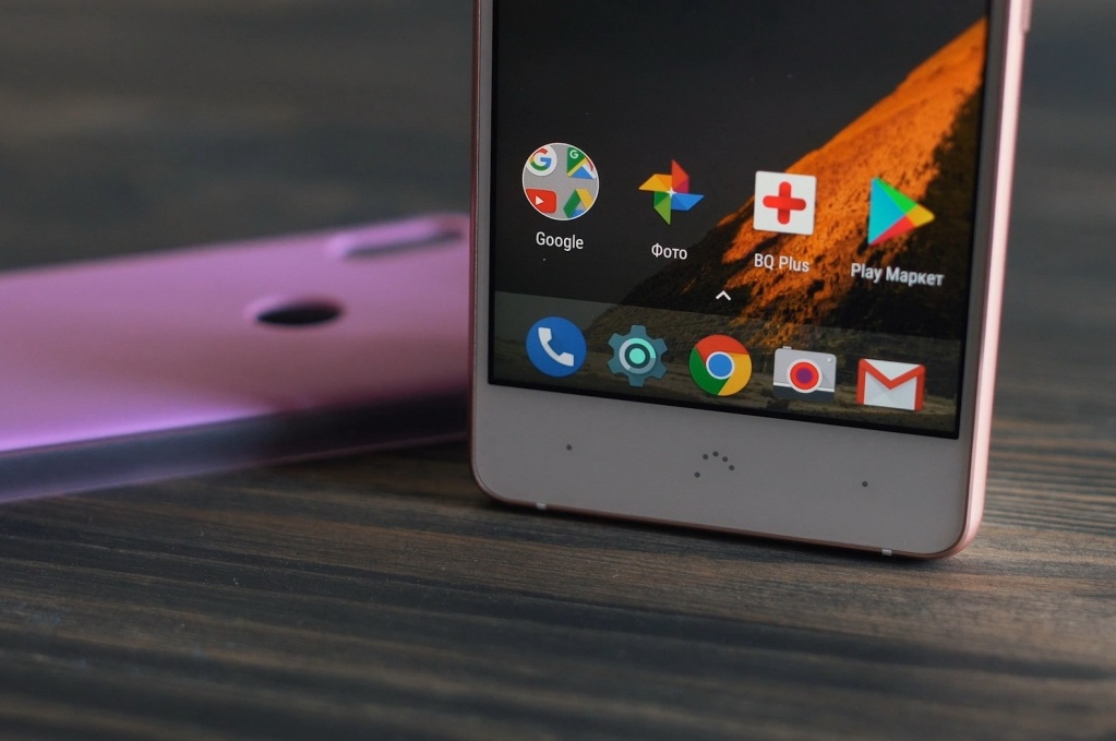 bq_aquaris_x5_plus_obzor_07.jpg